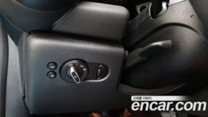 Mini Cooper Convertible DEFAULT 2020 года из Южной Кореи