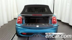 Mini Cooper Convertible DEFAULT 2020 года из Южной Кореи