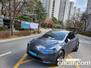 Tesla Model Y Performance 2022 года из Южной Кореи