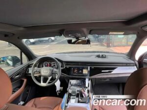 Audi Q7 45 TDI 4WD Premium 2021 года из Южной Кореи