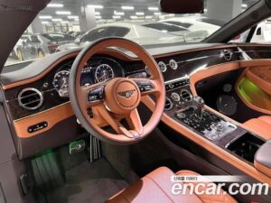 Bentley Continental 4.0 GT 2021 года из Южной Кореи