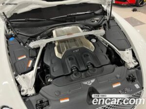 Bentley Continental 4.0 GT 2021 года из Южной Кореи