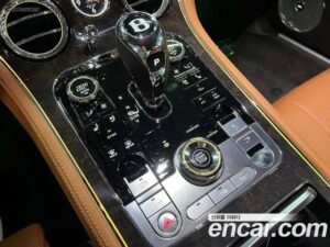 Bentley Continental 4.0 GT 2021 года из Южной Кореи