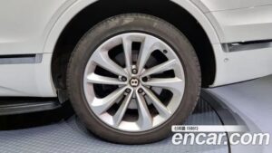 Bentley Bentayga 4.0 V8 2020 года из Южной Кореи
