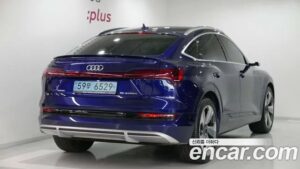 Audi e-tron 55 4WD Sportback 2022 года из Южной Кореи