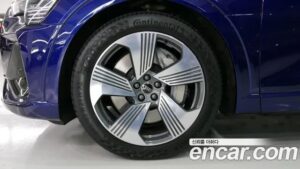Audi e-tron 55 4WD Sportback 2022 года из Южной Кореи