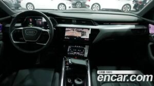 Audi e-tron 55 4WD Sportback 2022 года из Южной Кореи