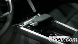 Audi e-tron 55 4WD Sportback 2022 года из Южной Кореи