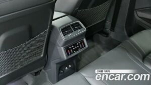 Audi e-tron 55 4WD 2022 года из Южной Кореи