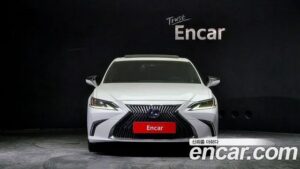 Lexus ES Luxury 2020 года из Южной Кореи