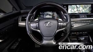 Lexus ES Luxury 2020 года из Южной Кореи