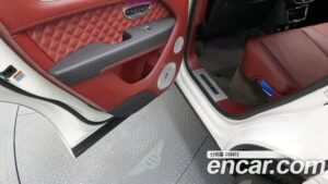 Bentley Bentayga 4.0 V8 2022 года из Южной Кореи