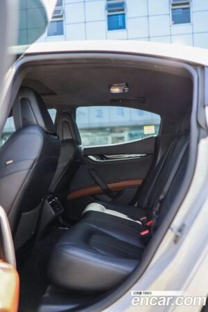 Maserati Ghibli 3.0S Q4 GranSport 2019 года из Южной Кореи
