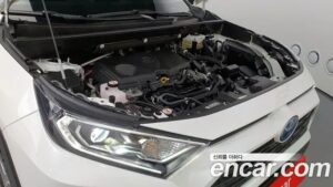 Toyota RAV4 2.5 2WD HYBRID 2021 года из Южной Кореи
