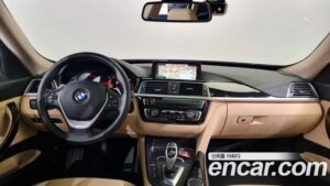 BMW Gran Turismo GT 320d xDrive 2020 года из Южной Кореи