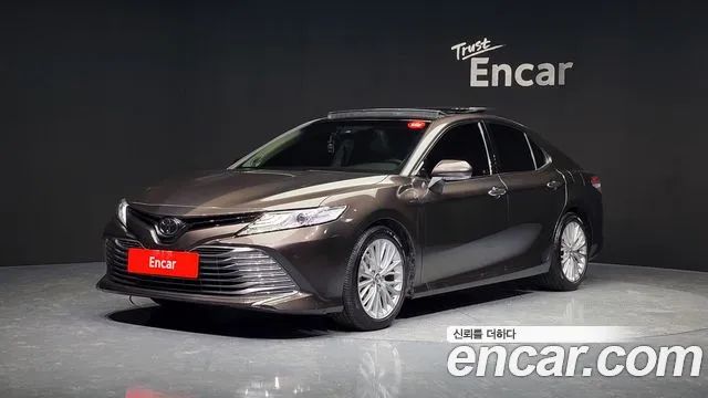 Toyota Camry 2.5 2019 года из Кореи