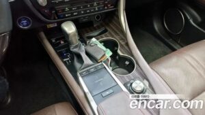 Lexus RX Executive 2021 года из Южной Кореи