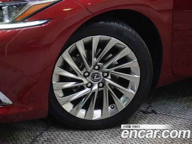 34044641_005.jpg Lexus ES Luxury Plus 2019 года из Южной Кореи