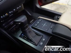 Lexus ES Luxury Plus 2019 года из Южной Кореи