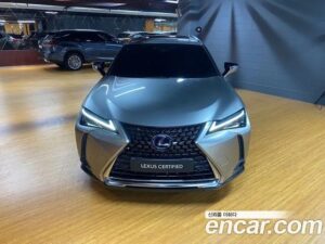 Lexus UX 2.0 2WD 2021 года из Южной Кореи
