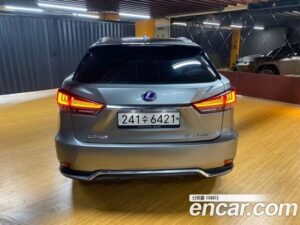 Lexus RX Executive 2021 года из Южной Кореи