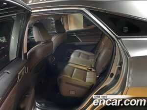 Lexus RX Executive 2021 года из Южной Кореи