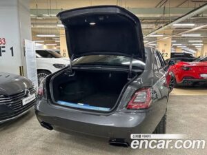 Rolls-Royce Ghost 6.7 V12 Black Badge 2022 года из Южной Кореи
