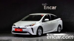 Toyota Prius 1.8 2021 года из Южной Кореи