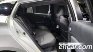 Toyota Prius 1.8 2021 года из Южной Кореи