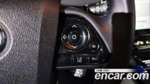 Toyota Prius 1.8 2021 года из Южной Кореи