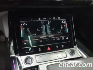 Audi e-tron 55 4WD 2022 года из Южной Кореи