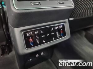 Audi e-tron 55 4WD 2022 года из Южной Кореи