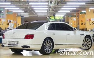 Bentley Flying Spur 4.0 2021 года из Южной Кореи