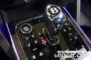 Bentley Flying Spur 4.0 2021 года из Южной Кореи