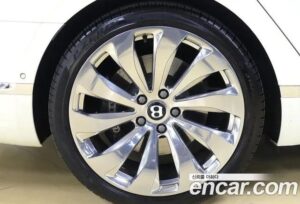 Bentley Flying Spur 4.0 2021 года из Южной Кореи