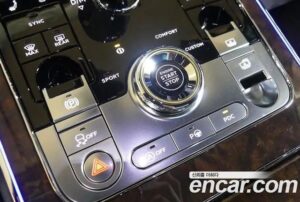 Bentley Flying Spur 4.0 2021 года из Южной Кореи