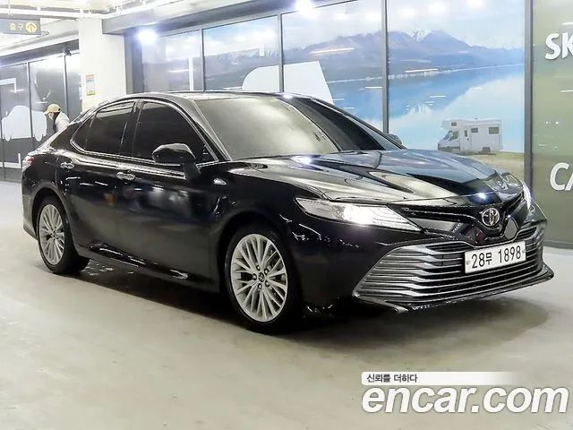 Toyota Camry 2.5 2019 года из Кореи
