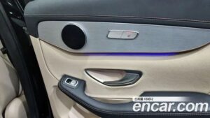 Mercedes-Benz EQC EQC400 4MATIC 2020 года из Южной Кореи