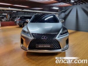 Lexus RX Executive 2021 года из Южной Кореи