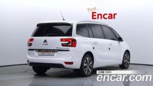 Citroen-DS C4 SpaceTourer 2.0 BlueHDi SHINE 2019 года из Южной Кореи