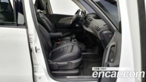 Citroen-DS C4 SpaceTourer 2.0 BlueHDi SHINE 2019 года из Южной Кореи