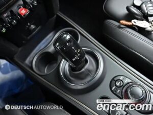 Mini Countryman ALL4 CLASSIC Plus 2022 года из Южной Кореи