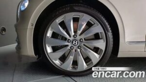 Bentley Flying Spur 4.0 2022 года из Южной Кореи