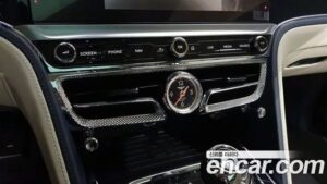 Bentley Flying Spur 4.0 2022 года из Южной Кореи