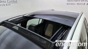 Mercedes-Benz EQB EQB300 4MATIC 2023 года из Южной Кореи