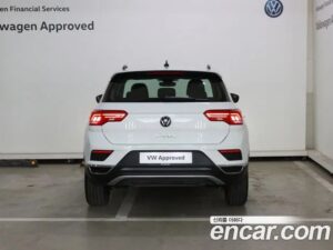 Volkswagen T-Roc 2.0 TDI Style 2021 года из Южной Кореи