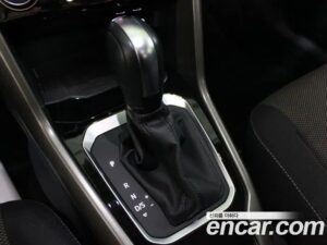 Volkswagen T-Roc 2.0 TDI Style 2021 года из Южной Кореи