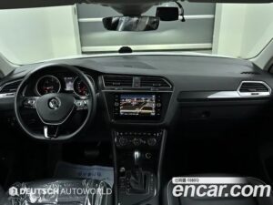 Volkswagen Tiguan 2.0 TDI Premium 2020 года из Южной Кореи