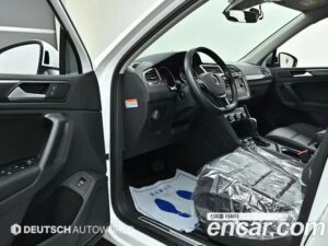 Volkswagen Tiguan 2.0 TDI Premium 2020 года из Южной Кореи