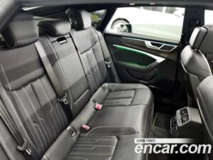Audi A7 55 TFSI 4WD Premium 2022 года из Южной Кореи